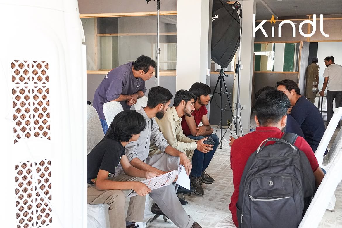 Founders networking at Kindl
